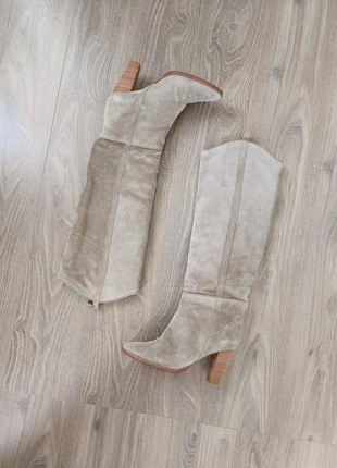 Bottes hautes Isabel Marant Etoile santiag denvee cuir de veau velours / Taille 38 femmes / Taupe, marca: Isabel Marant, estado: Muy bueno, tamaño: 38, 280,00 €, 294,70 € Protección al comprador incluida