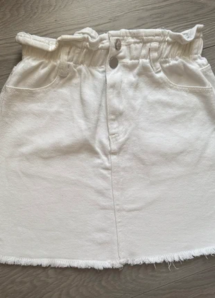 white denim skirt with elastic waistband, état: Très bon état, taille: M / 38 / 10, 5,00 €, 5,95 € Protection acheteurs incluse