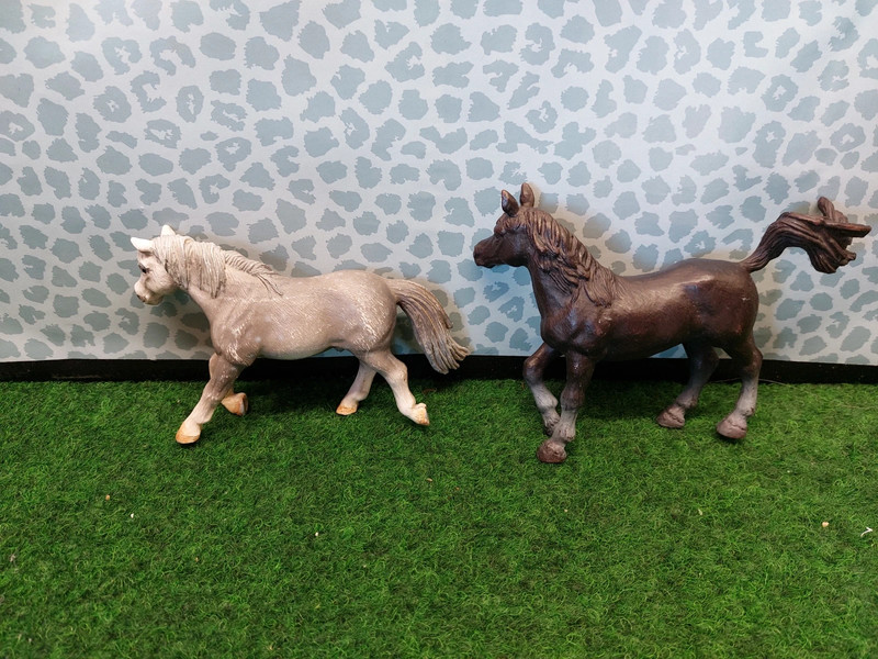 Pferde von 1992 und 2004 von schleich 2