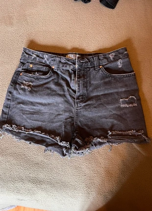 Black Distressed High-Waisted Denim, brand: Primark, condition: Very good, size: M / 38 / 10, €1.50, €2.28 includes Buyer Protection