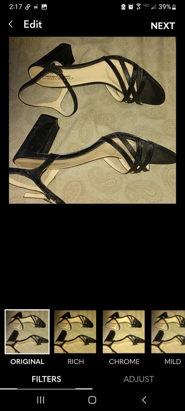 Badgley Mischka shimmer black heels 2