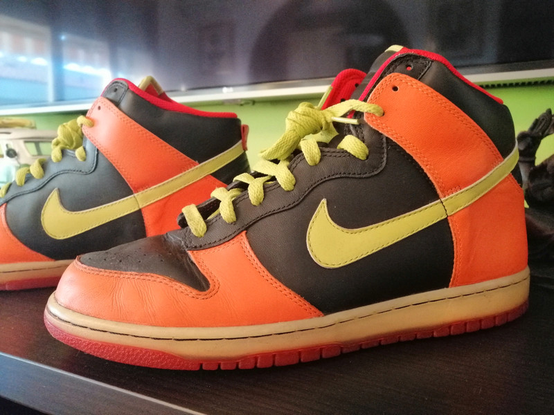 Nike modello le terme swoosh