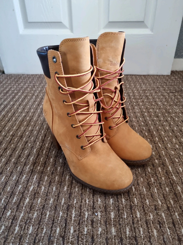 Timberland boots size 5 never worn Vinted