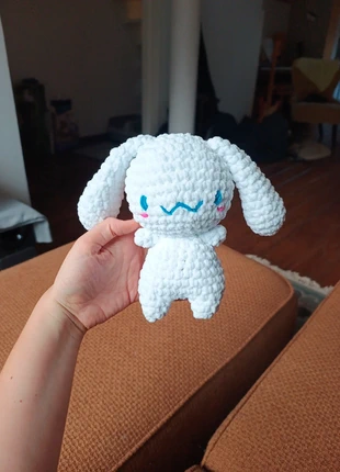 Cute crocheted cinnamoroll sanrio plushie 🤍, état: Neuf sans étiquette, taille: Taille unique, 12,00 €, 13,30 € Protection acheteurs incluse