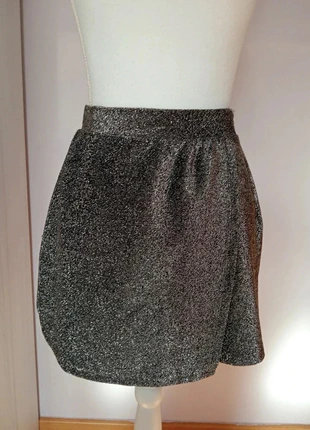 Falda corta negra con brillo – Terranova, talla XS, merk: Terranova, staat: Heel goed, maat: XS / 34 / 6, € 7,00, € 8,05 inclusief Kopersbescherming