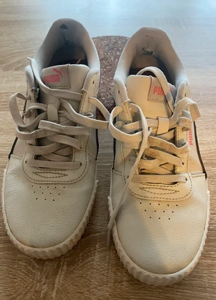 Baskets, merk: Puma, staat: Goed, maat: 39, € 5,00, € 5,95 inclusief Kopersbescherming