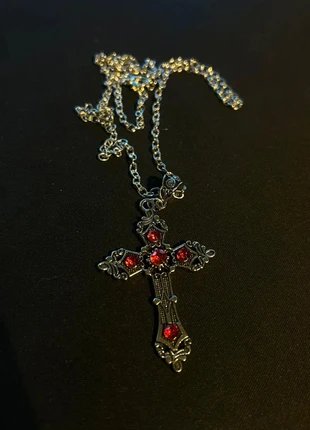 Collier style opium, brand: Opium, condizioni: Nuovo senza cartellino, €7.80, €8.89 include la Protezione acquisti