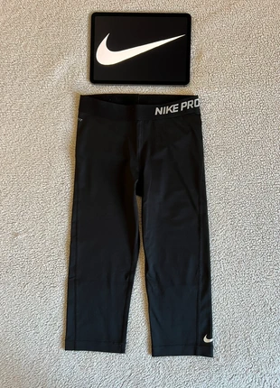 Leggings Capri Nike Pro - Donna, Sportivi, Yoga (S), marca: Nike, estado: Novo sem etiquetas, tamanho: S / 36 / 8, €15.00, €16.45 inclui Proteção do Comprador