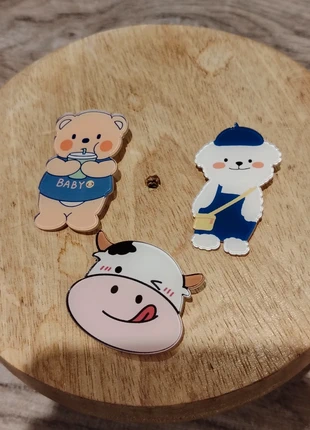 Bundle of three cute pins, état: Très bon état, 1,50 €, 2,28 € Protection acheteurs incluse