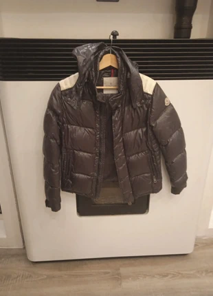 Moncler ragazzo anni 12#Doudoune, merk: Moncler, staat: Heel goed, maat: 12 jaar / 152 cm, € 250,00, € 263,20 inclusief Kopersbescherming