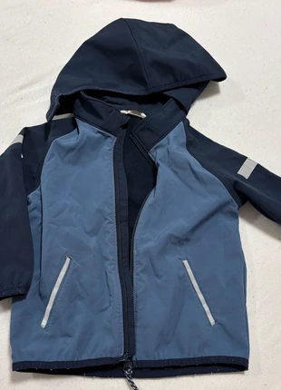 Jungsjacke gr. 104, marke: H&M, zustand: Sehr gut, größe: 4 Jahre / 104, 6,00 €, 7,00 € inklusive Vinted-Käuferschutz