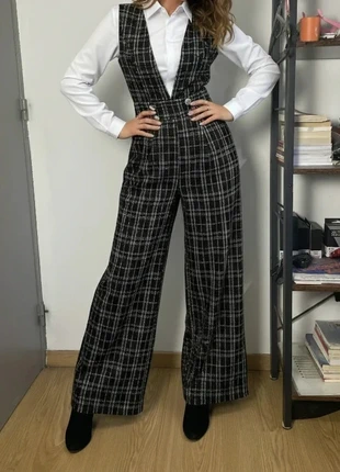 Combinaison élégante à carreaux – pantalon large et coupe chic sans manches, marke: Éclat Noir, zustand: Sehr gut, größe: M / 38 / 10, 49,90 €, 53,10 € inklusive Vinted-Käuferschutz