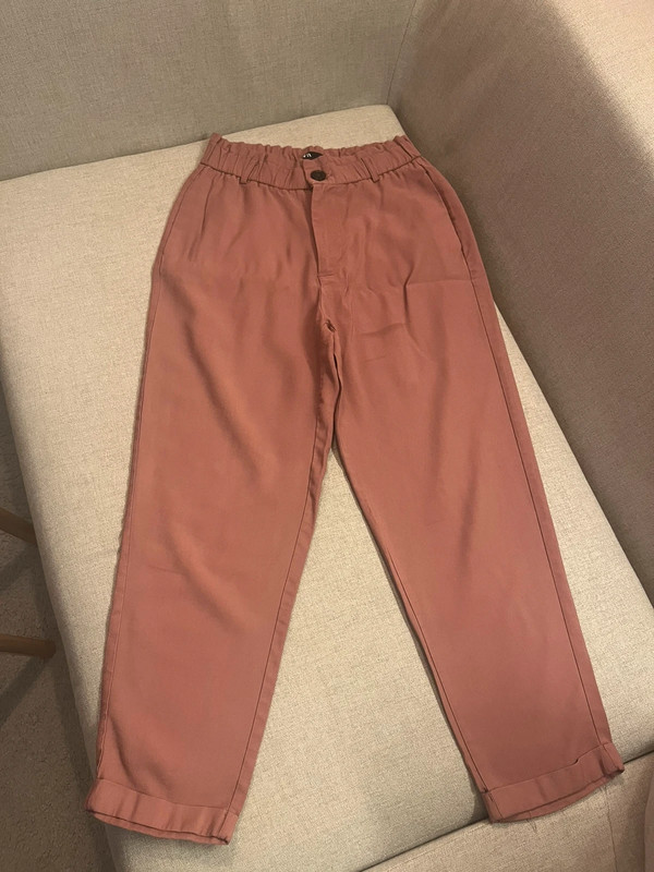 Pantaloni Zara | Vinted