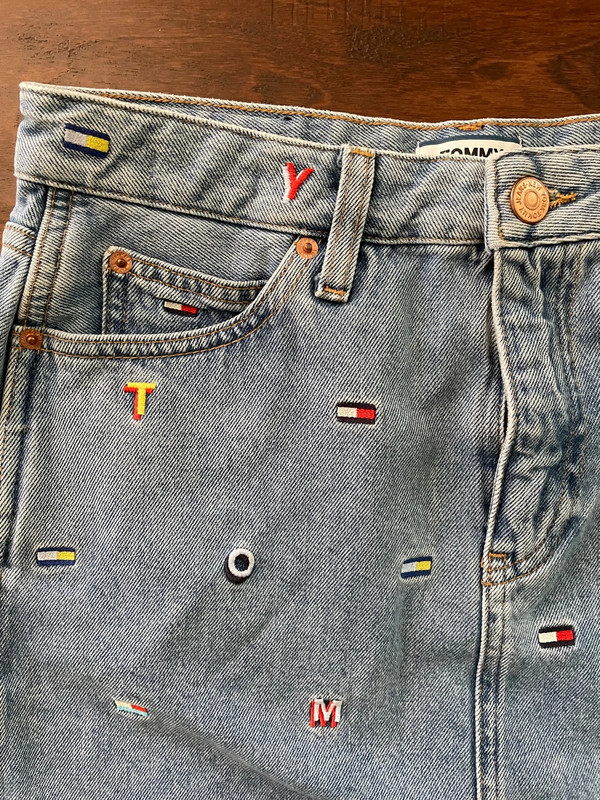 Tommy Jeans Embroidered Denim Skirt 3