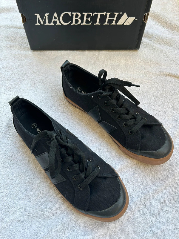 Macbeth shoes chaussures schoenen zapatillas footwear scarpe skate surf sk8 schuhe punk emo