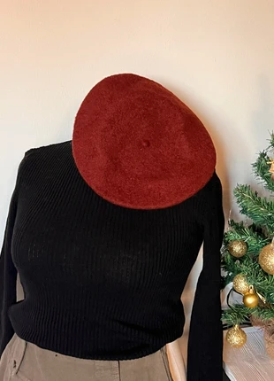 Berretto/Basco feltro lana Bordeaux, brand: Lana, condizioni: Nuovo senza cartellino, taglia: Taglia unica, €8.50, €9.63 include la Protezione acquisti