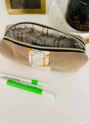 Trousse d école, marque: Fait Main, état: Neuf sans étiquette, 12,00 €, 13,30 € Protection acheteurs (Pro) incluse