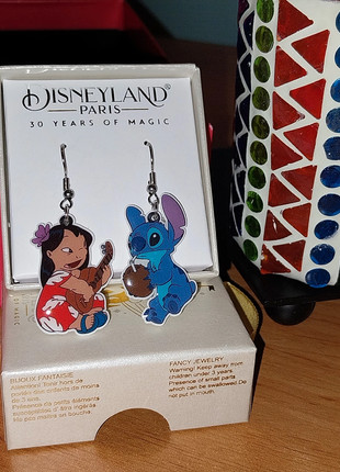 Disney, boucles d'oreilles stitch pendantes. Neuves. - Disney | Beebs