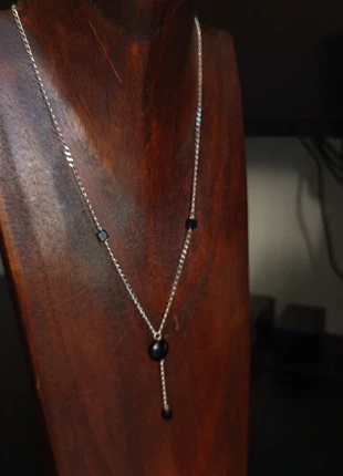 Collar de ónice negro en plata de ley 925 · Minimalista & artesanal, marca: Artesania, estado: Muy bueno, 5,00 €, 5,25 € Protección al comprador incluida