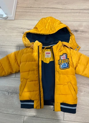 Manteau Levi’s 12 mois, marke: Levi's, zustand: Sehr gut, größe: 12-18 Monate / 80, 8,00 €, 9,10 € inklusive Vinted-Käuferschutz