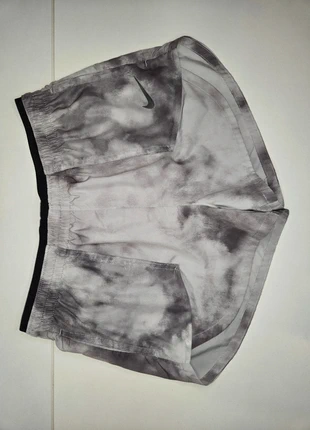 Nike Running Shorts - M (Linda tela de punto), marca: Nike, estado: Muito bom, tamanho: M / 38 / 10, €25.00, €26.95 inclui Proteção do Comprador