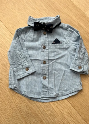 Overhemd met strik, marque: Baby Club, état: Très bon état, taille: 3-6 mois / 62 cm, 4,50 €, 5,43 € Protection acheteurs incluse