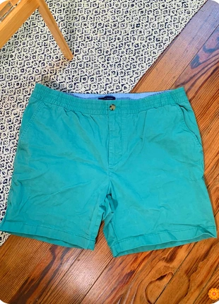Short Tommy Hilfiger vert XL, marke: Tommy Hilfiger, zustand: Zufriedenstellend, größe: XL, 9,90 €, 11,10 € beinhaltet Vinted-Käuferschutz Pro