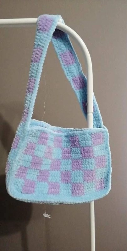 Y2k crochet messenger bag - Vinted