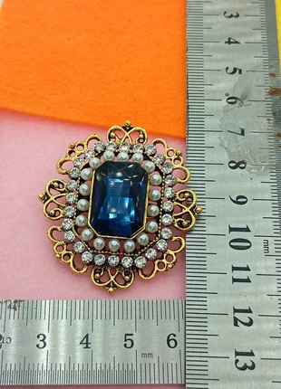 Broche, brand: luxe.fr, condition: Very good, €5.00, €5.95 includes Buyer Protection Pro
