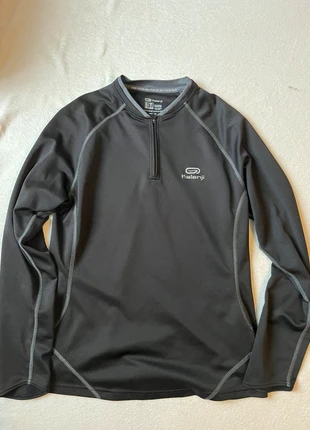 Kalenji Long Sleeve, marke: Kalenji, zustand: Gut, größe: M / 38 / 10, 10,00 €, 11,20 € inklusive Vinted-Käuferschutz