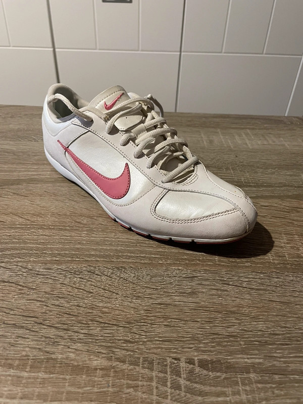 Nike blanche shop rose