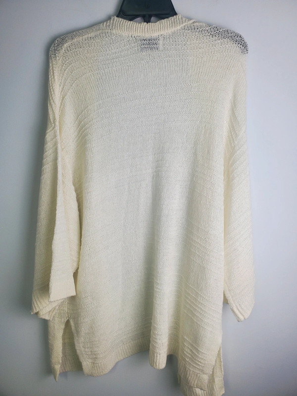 Old Navy Cream Knit Cardigan Size Medium 3