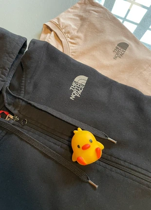 🎁 Veste North Face – Hoodie zip noir + T-shirt beige OFFERT 🎁, marca: The North Face, estado: Muy bueno, tamaño: M, 19,00 €, 20,65 € Protección al comprador incluida