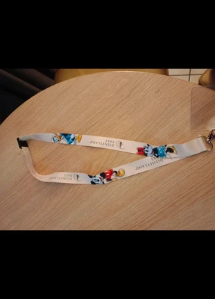 Lanière et porte carte disneyland Paris, brand: Disneyland Paris, condizioni: Nuovo con cartellino, €9.00, €10.15 include la Protezione acquisti