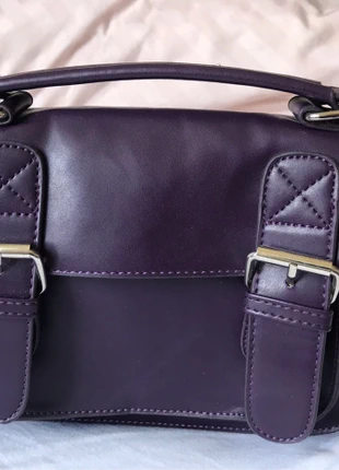 Petit sac cartable violet , merk: Vintage, staat: Heel goed, € 7,00, € 8,05 inclusief Kopersbescherming