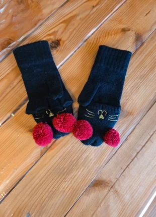 Mitaine, brand: Gémo, condition: Very good, size: 4 years / 104 cm, €1.50, €2.28 includes Buyer Protection