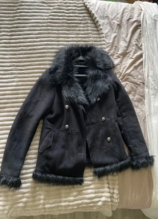 Belle veste en fausse fourrure noir, merk: No Excuse, staat: Heel goed, maat: M / 38 / 10, € 45,00, € 47,95 inclusief Kopersbescherming