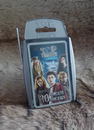 Jeux de cartes top trumps 30 sorciers et sorcières , brand: Top Trumps, condizioni: Ottime, €5.00, €5.95 include la Protezione acquisti