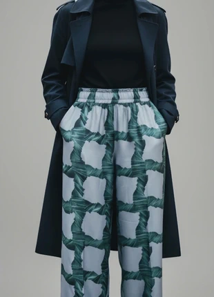 Pantalon femme Silvian Heach - taille 42 - neuf avec étiquette, merk: Silvian Heach, staat: Nieuw met prijskaartje, maat: XL / 42 / 14, € 15,50, € 16,98 inclusief Kopersbescherming