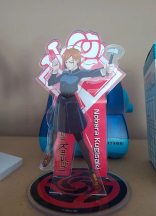 Jujutsu kaisen nobara kugisaki standee, merk: anime, staat: Heel goed, maat: Universeel, € 2,00, € 2,80 inclusief Kopersbescherming