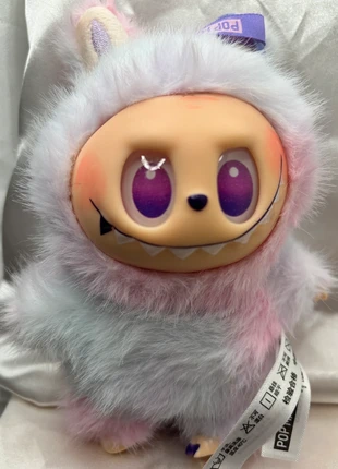 Une peluche porte clé Energy Lila labubu, marque: POPMART, état: Très bon état, taille: Taille unique, 9,99 €, 11,19 € Protection acheteurs incluse