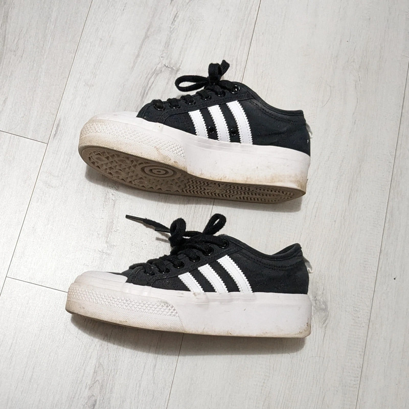 Adidas nizza plateforme Vinted