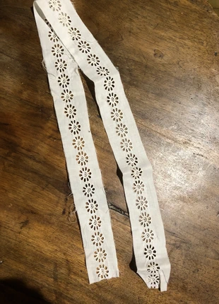 73cm broderie anglaise, marque: Inconnu, état: Très bon état, 4,00 €, 4,90 € Protection acheteurs incluse