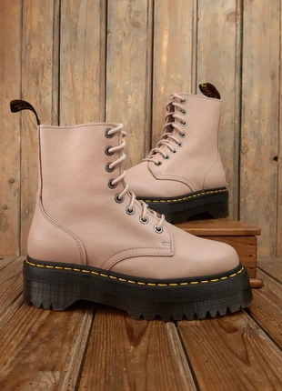Bottines dr martens plateforme zip Jadon III beige, brand: Dr. Martens, condition: Very good, size: 41, €170.00, €179.20 includes Buyer Protection Pro