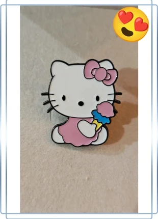 Pin's, métal émaillé, Hello Kitty, marque: Hello Kitty, état: Neuf sans étiquette, 2,50 €, 3,33 € Protection acheteurs incluse