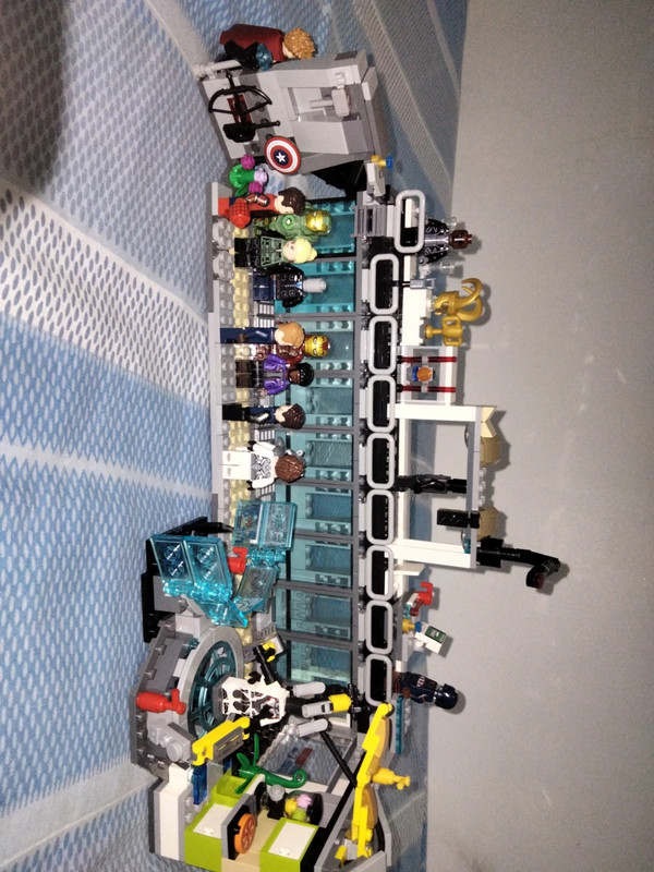 Laboratorio iron top man lego