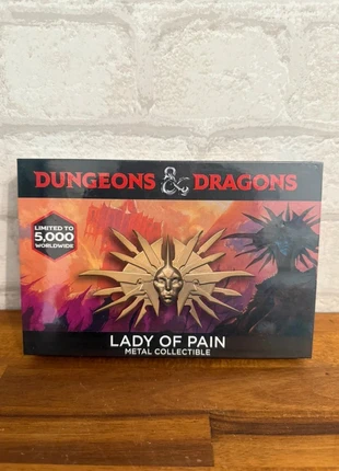Médaillon Collector – Lady of Pain – Dungeons & Dragons – Édition Limitée – 18 cm, estado: Novo com etiquetas, €36.90, €39.45 inclui Proteção do Comprador Pro