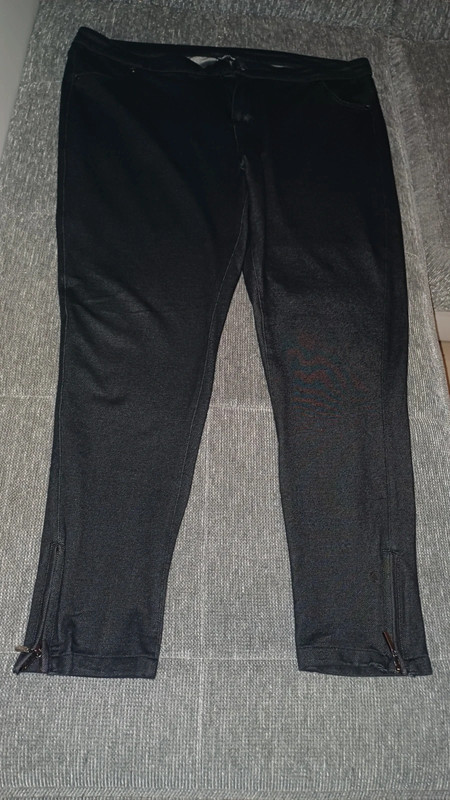 Jeans skinny nero fiorella Rubino 1