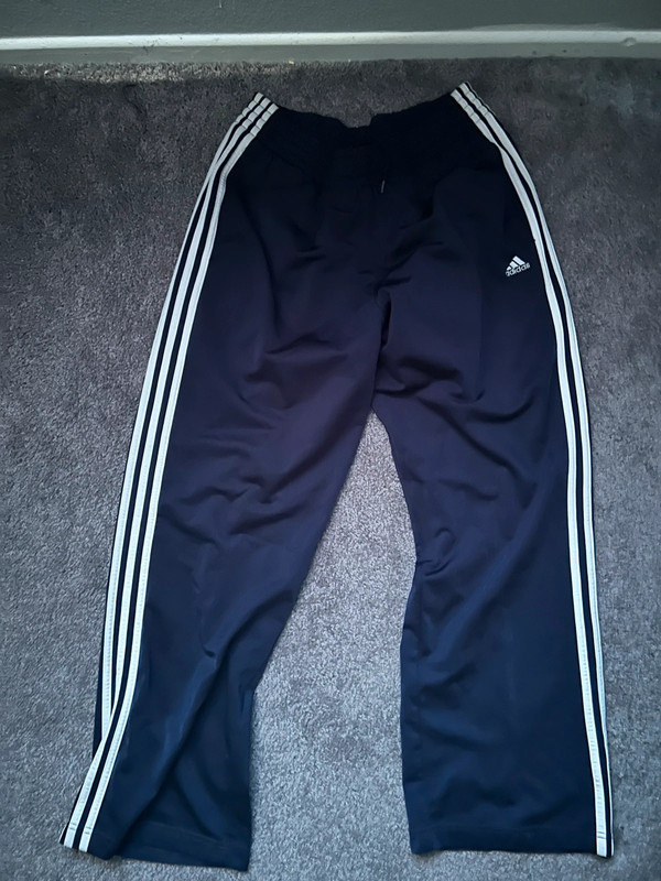 Men Adidas Tracksuit Vinted