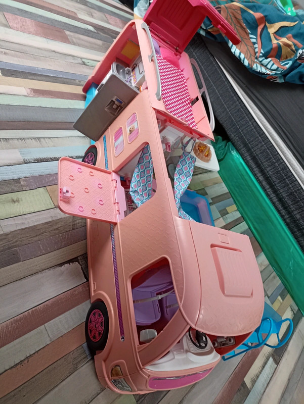 Camping car barbie 5